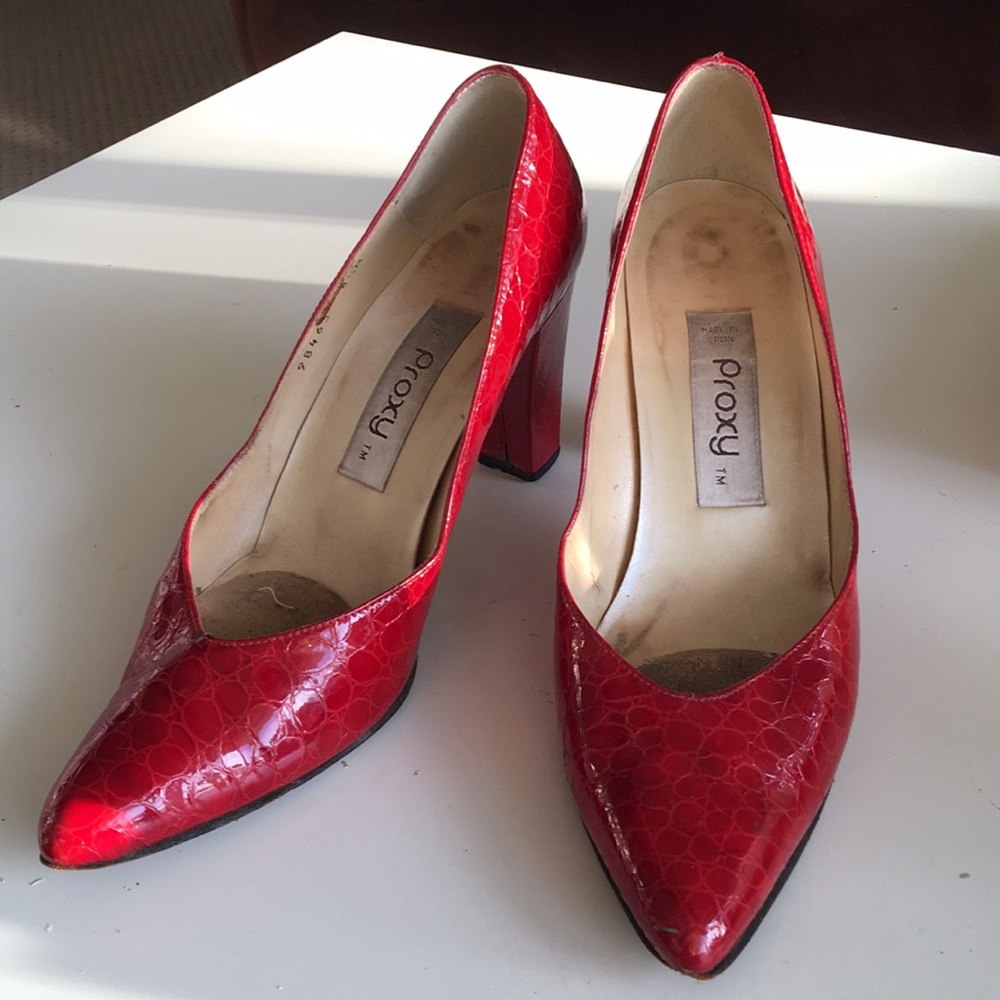 Proxy red leather patent shoes